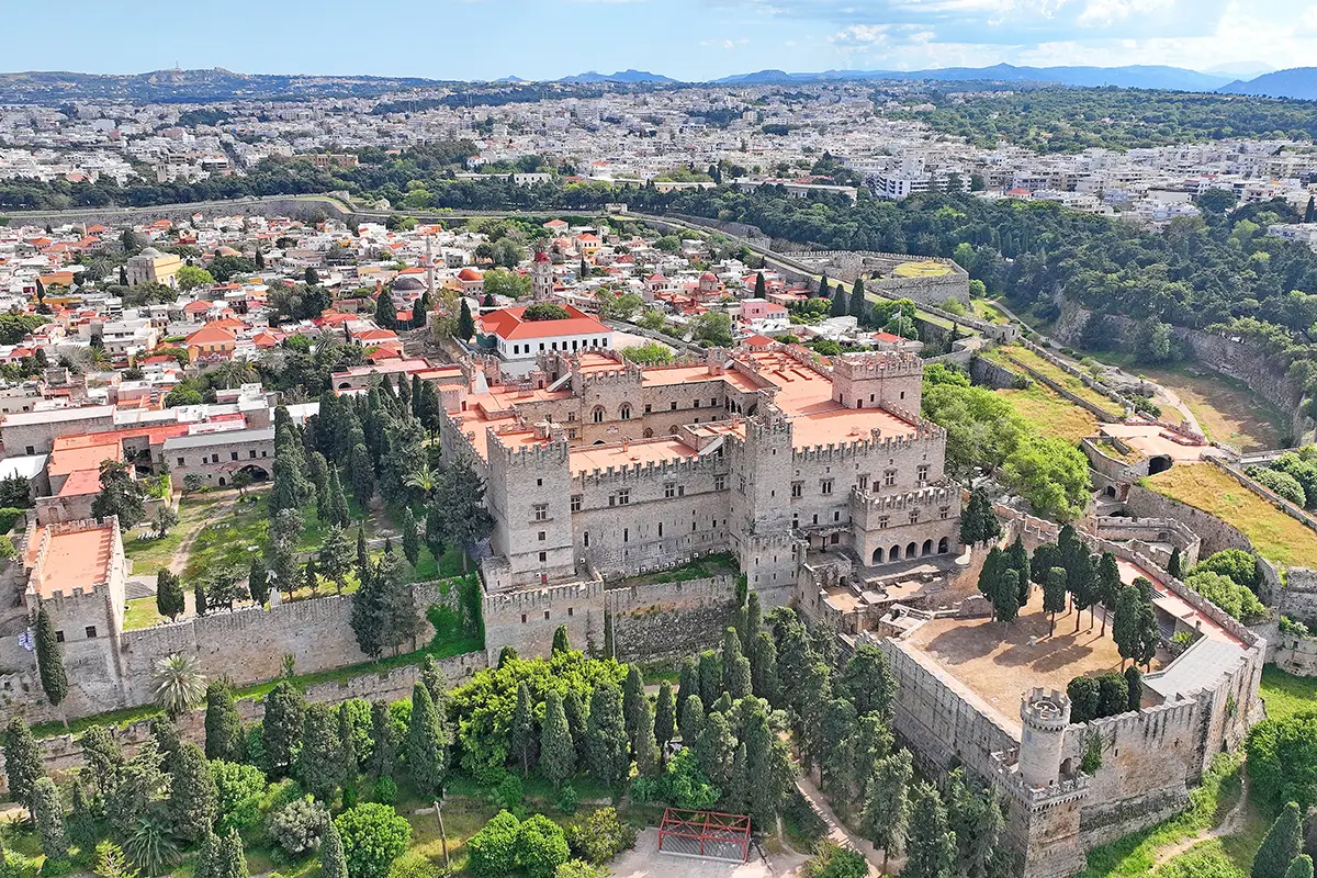 Places to Visit in Rhodes island.