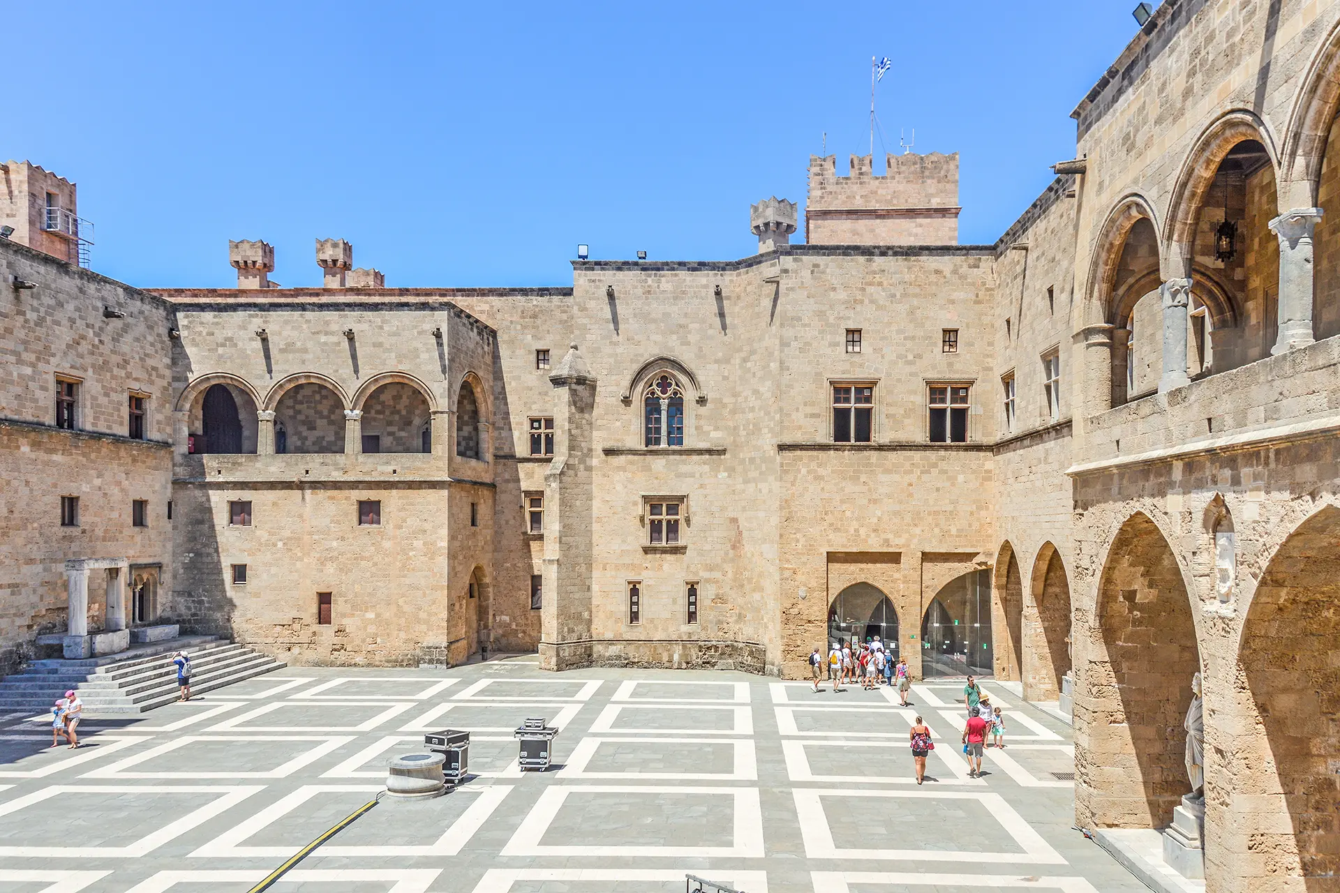 Places to visit in Rhodes — discover the best medieval streets, beaches, and landmarks on Rhodes island, Greece.